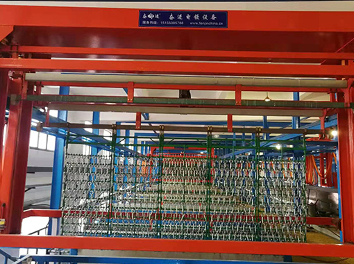 龍門式自動挂鍍生産線